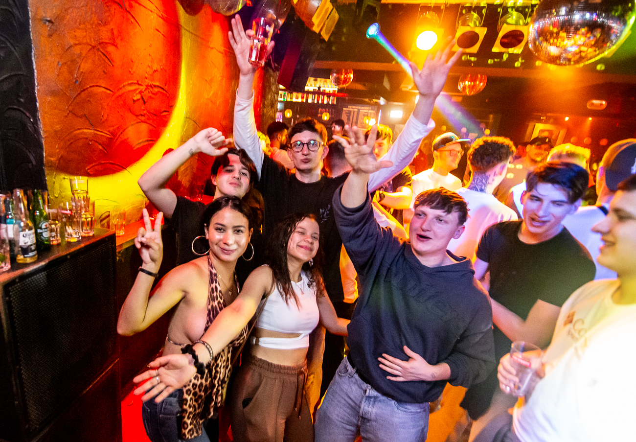 💥DOWNTOWN Hot Stuff – Review 💥