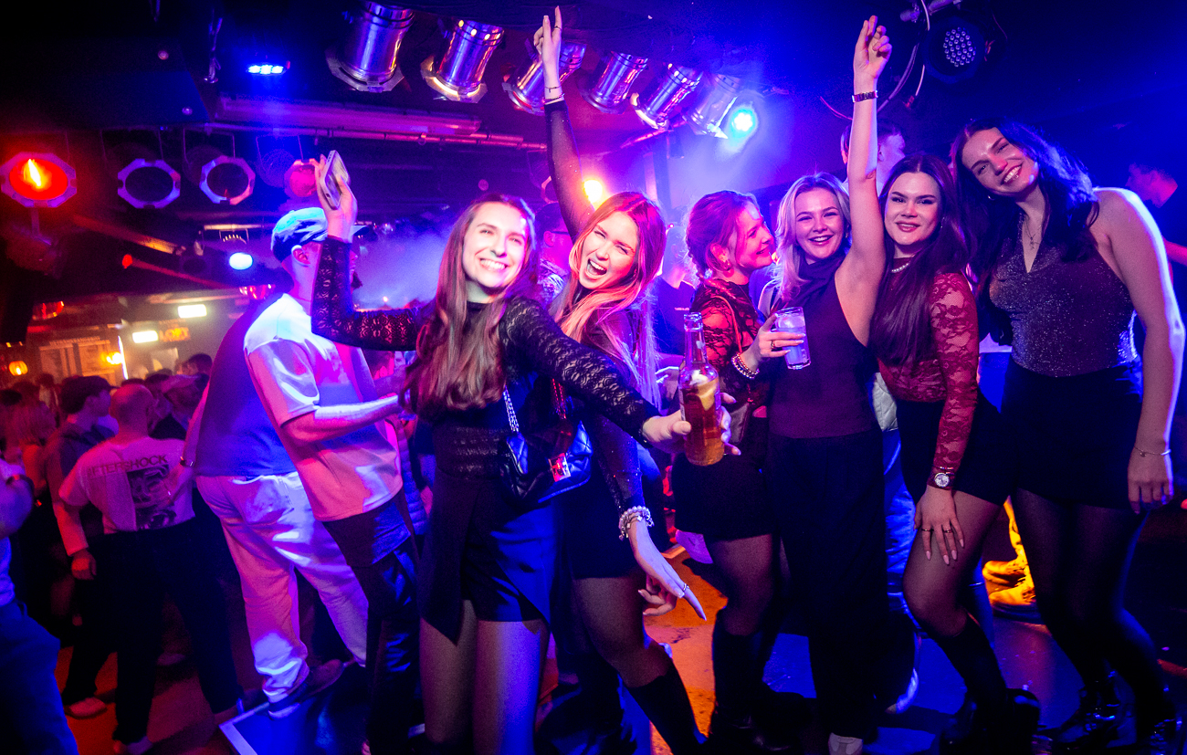 Spring Vibes @ Downtown